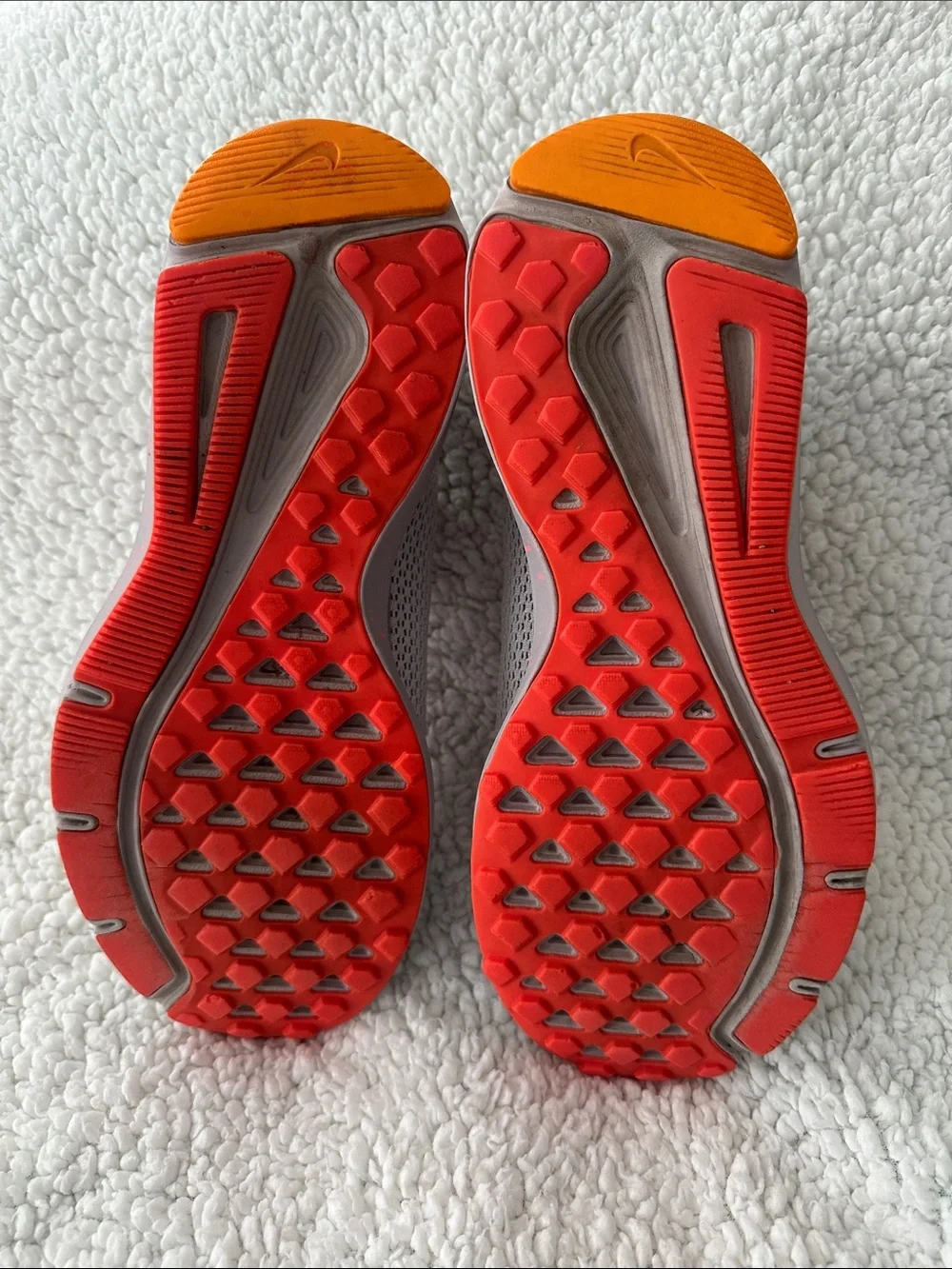 Nike Quest 2 Vast Grey Digital Pink Women’s Running Shoes Size 7.5